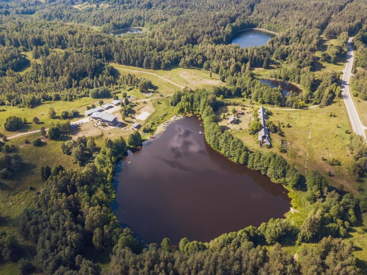Luokesu Dvaras Hotell Molėtai Exteriör bild