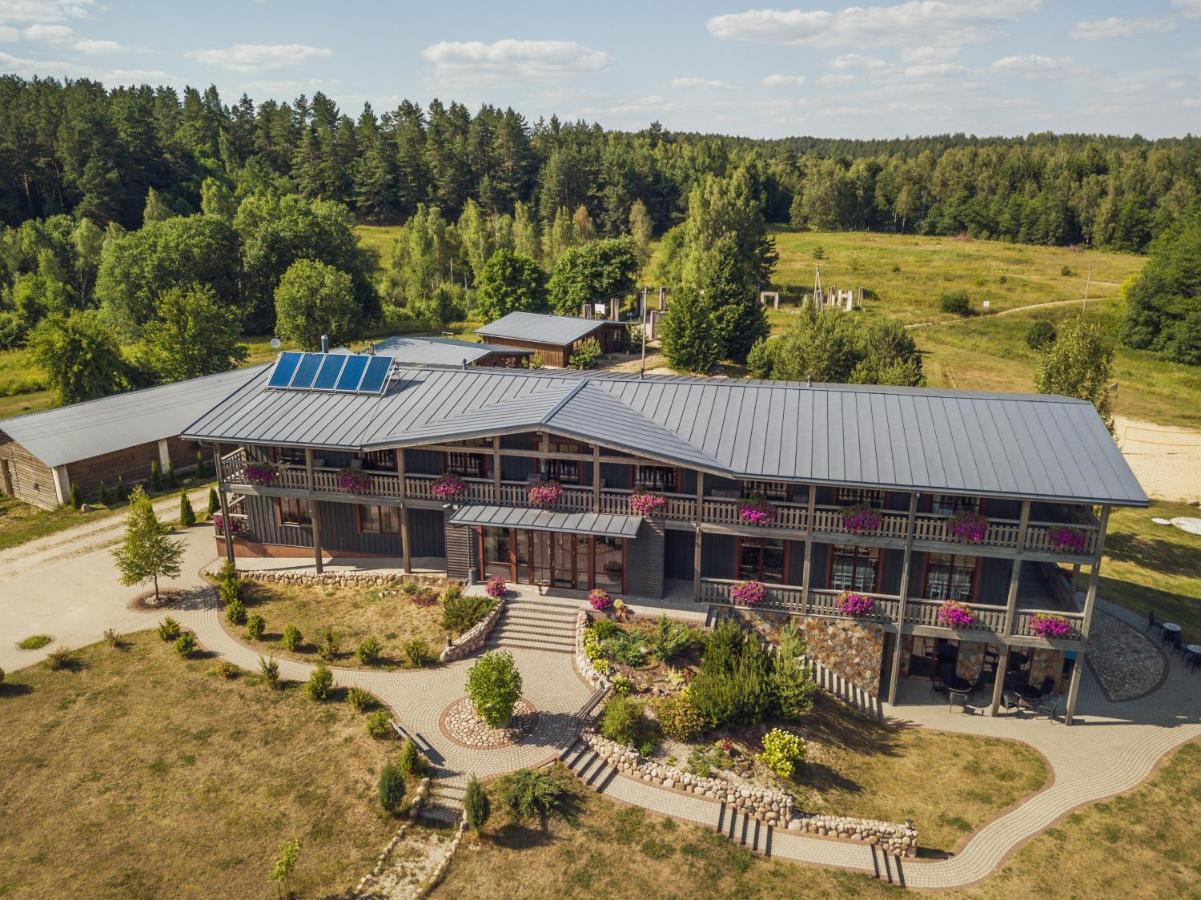 Luokesu Dvaras Hotell Molėtai Exteriör bild
