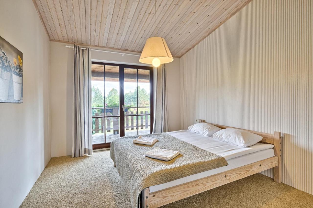 Luokesu Dvaras Hotell Molėtai Exteriör bild